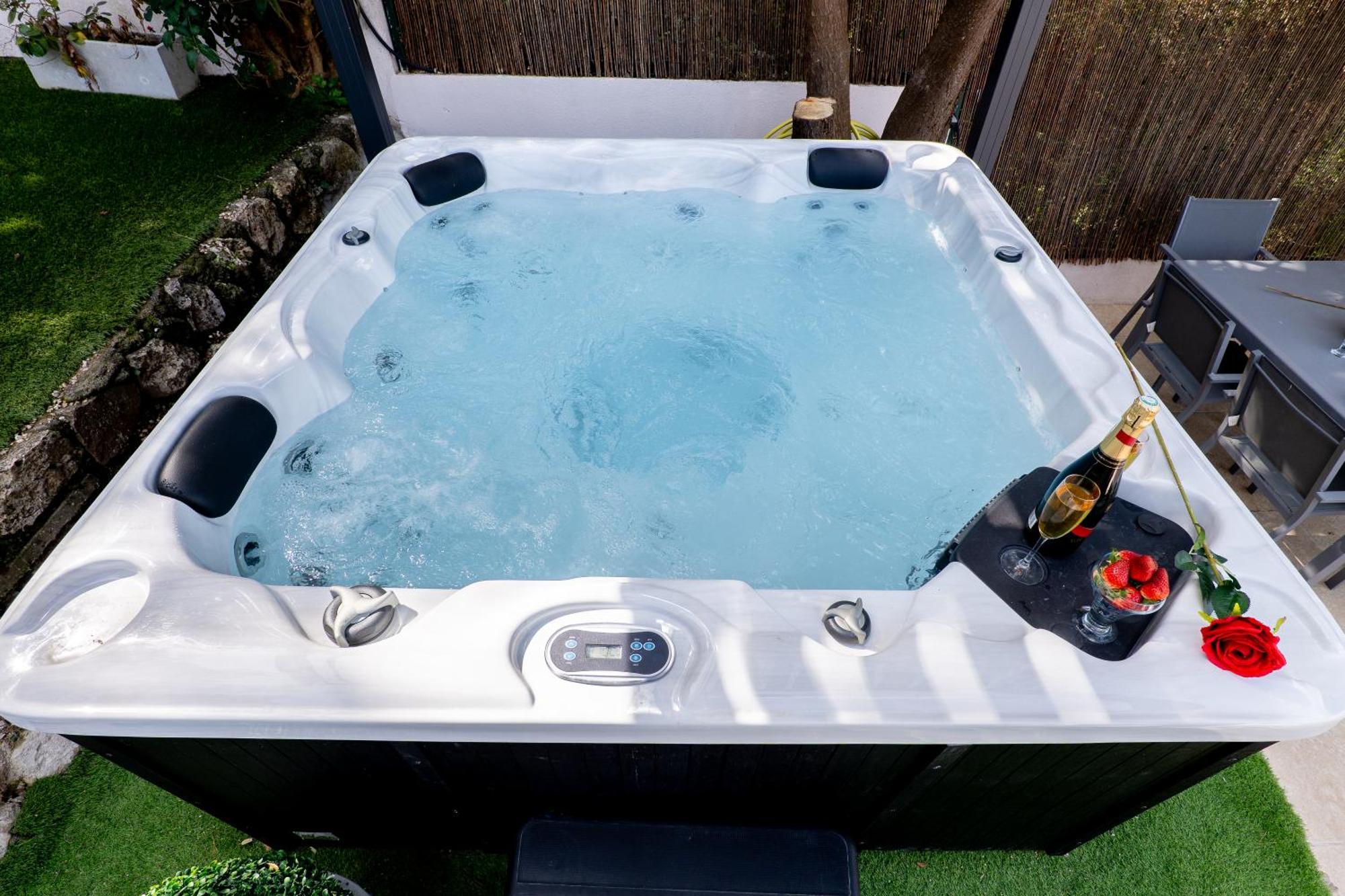 Вилла Piscine-Jacuzzi-Videoprojecteur-Clim La Perle Rare Мужен Экстерьер фото